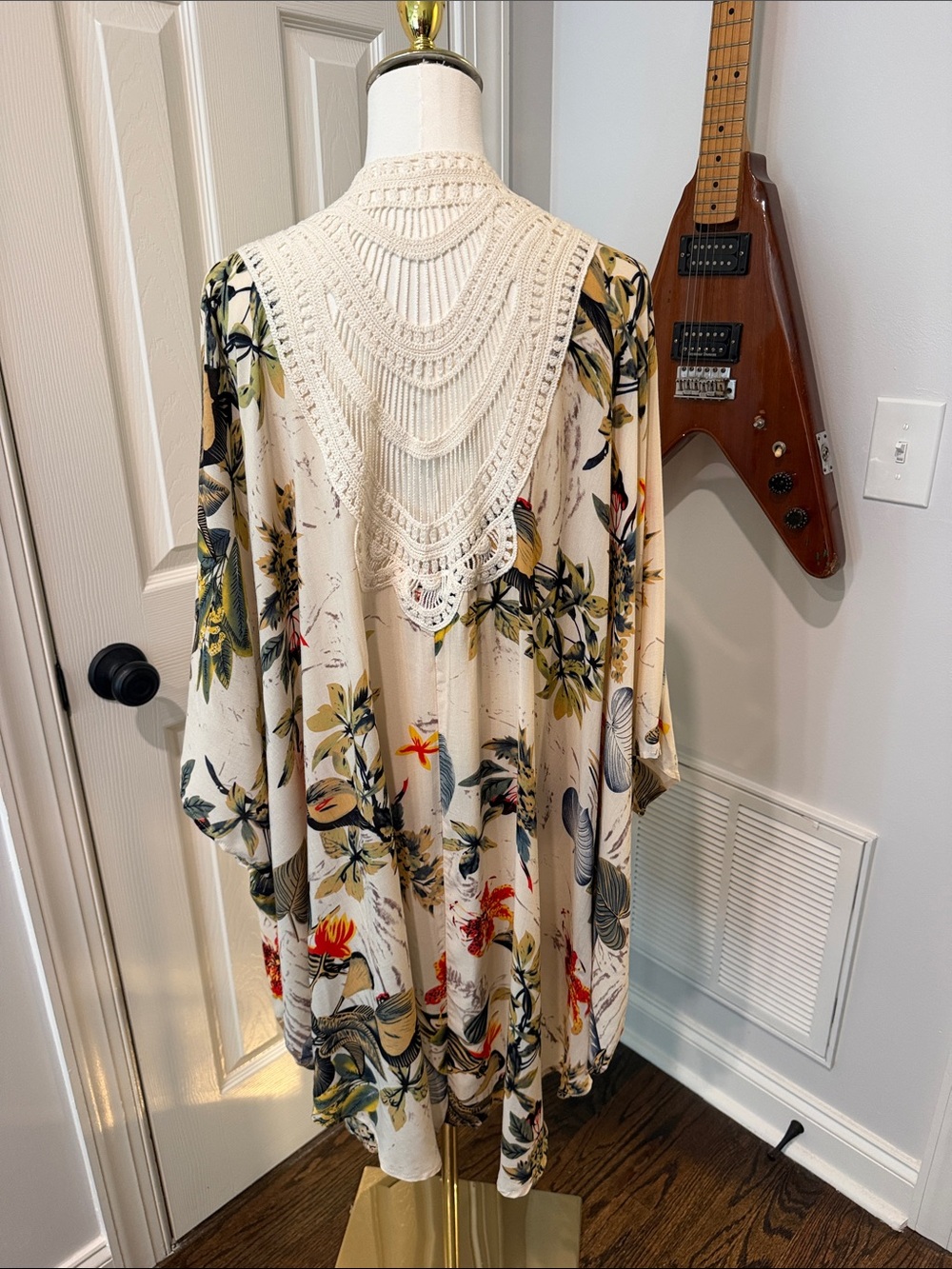 Rachel Zoe Cream Floral Crochet-Back Coverup / Kimono Tunic